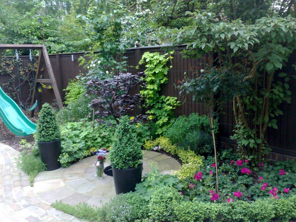 Abbey road close up of planting bay spires grasses and soft flowers